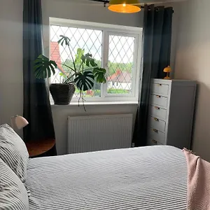  Homestay Roundhay Avenue