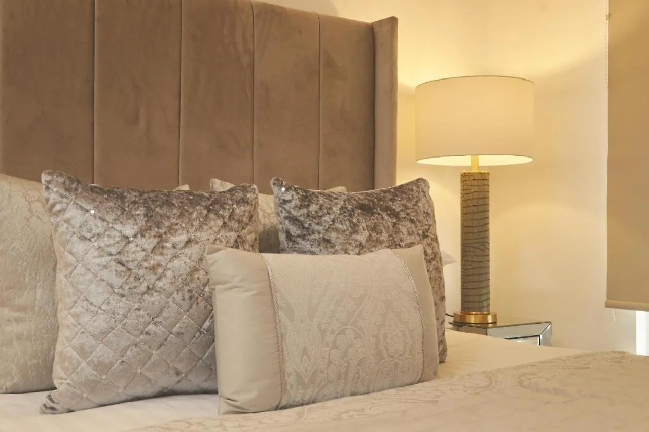 Deluxe City Modern Apt&Free Parking No Balcony ليدز 0*,